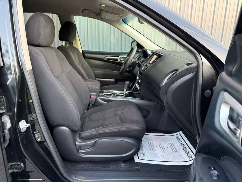 2014 Nissan Pathfinder SV