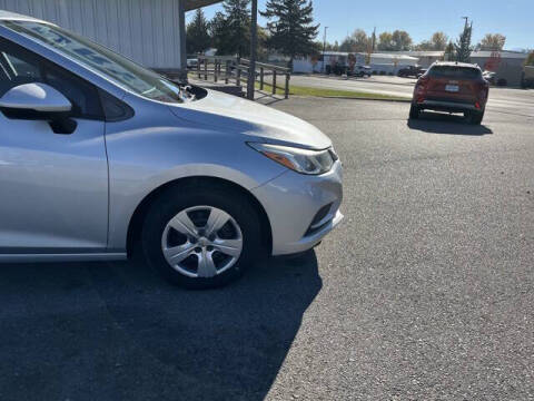 2017 Chevrolet Cruze LS Manual