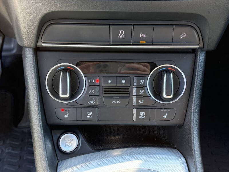 2017 Audi Q3 2.0T Premium Plus