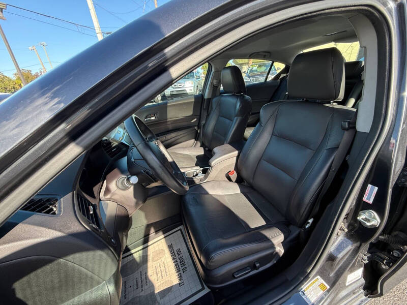 2016 Acura ILX w/Tech