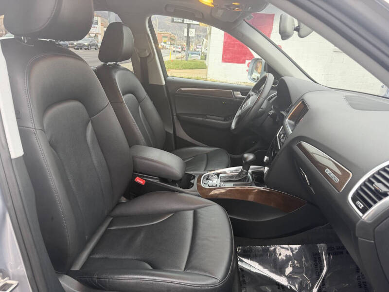 2016 Audi Q5 2.0T quattro Premium Plus