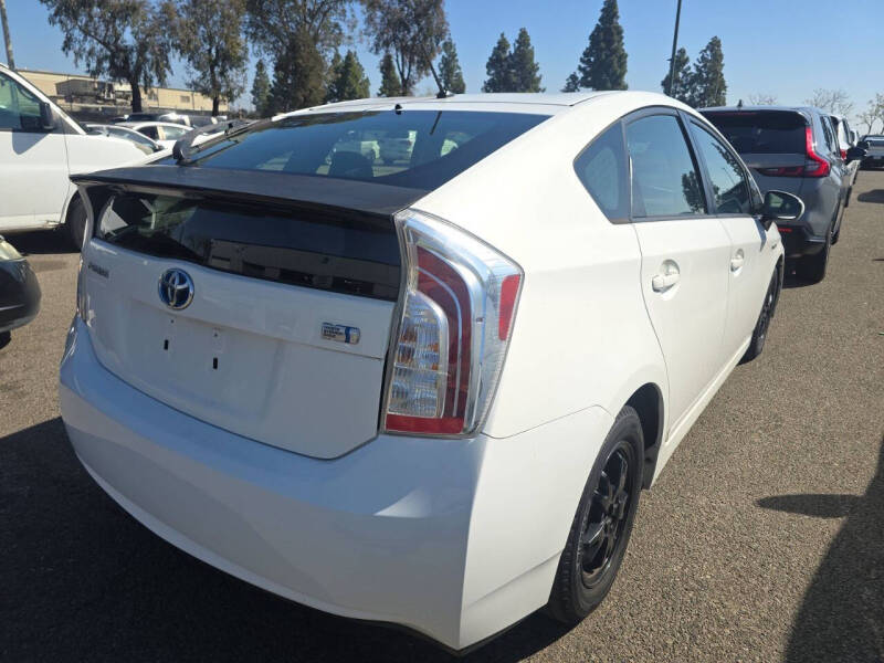 2013 Toyota Prius Two