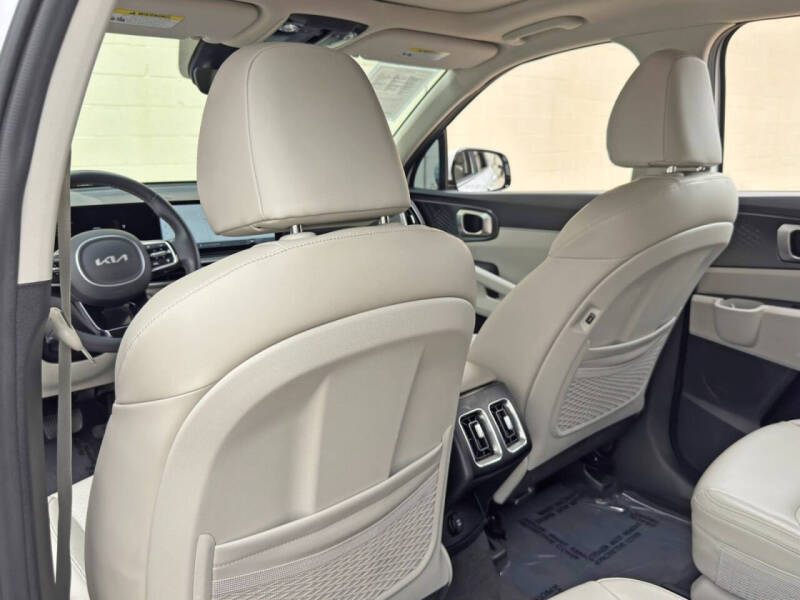 2025 Kia Sorento EX