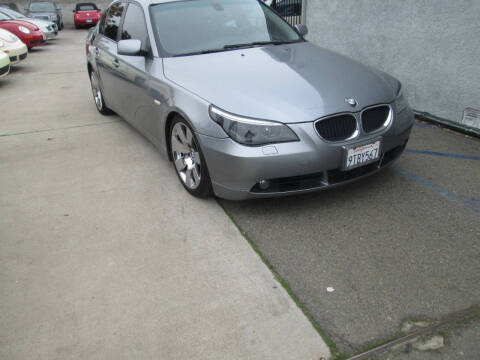 2004 BMW 5 Series 530i