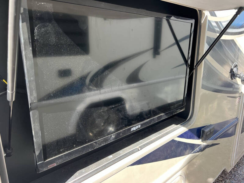 2018 Thor Motor Coach Outlaw 29J Class C