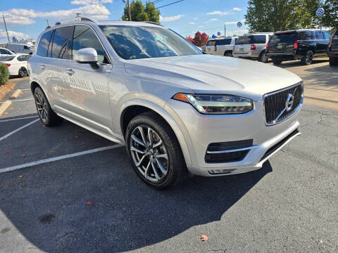 2019 Volvo XC90 T6 Momentum