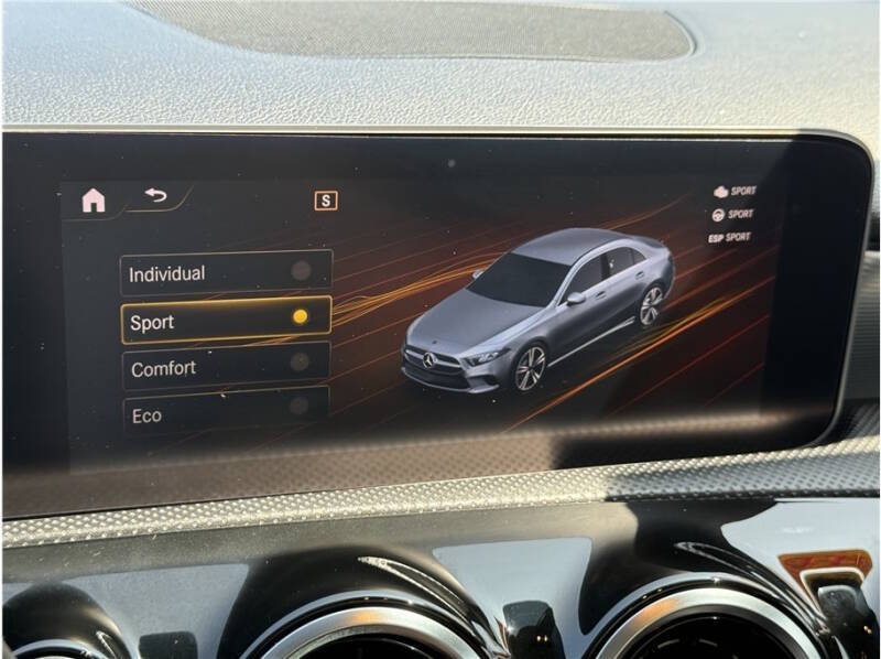 2019 Mercedes-Benz A-Class A 220