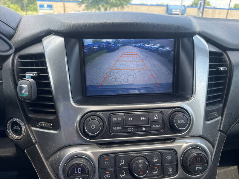 2017 Chevrolet Suburban LT