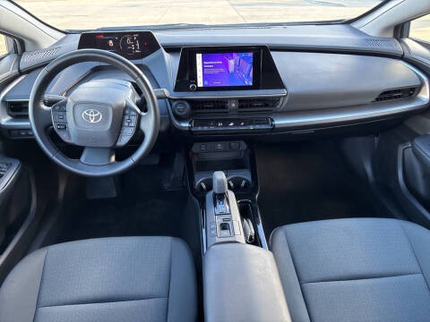 2024 Toyota Prius LE