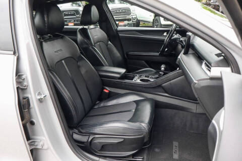 2022 Kia K5