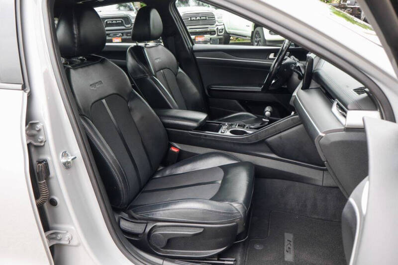 2022 Kia K5