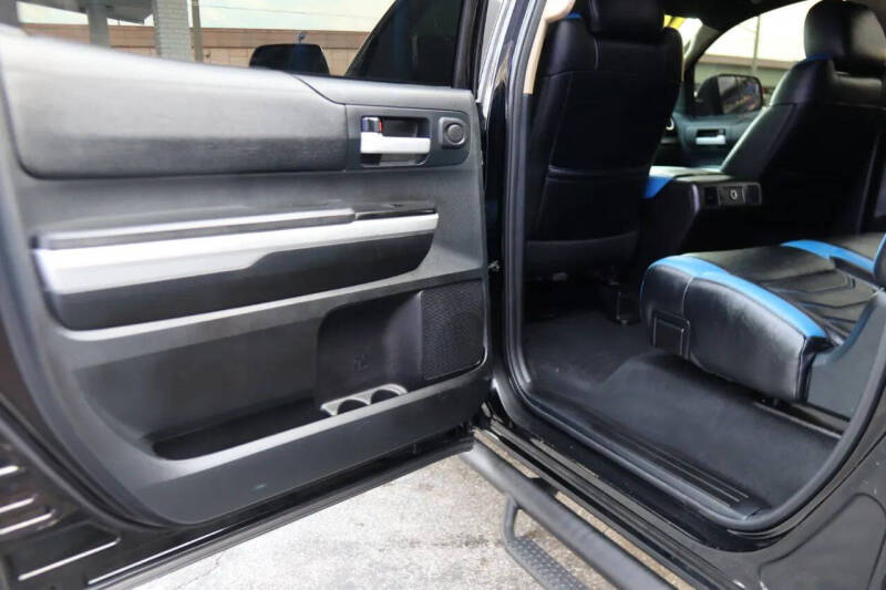 2015 Toyota Tundra SR5