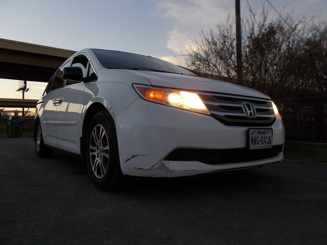 2012 Honda Odyssey for sale at Chachan Auto Sales in Dallas, TX