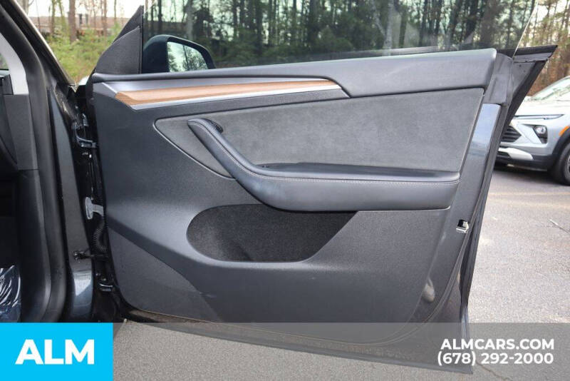 2024 Tesla Model Y Performance