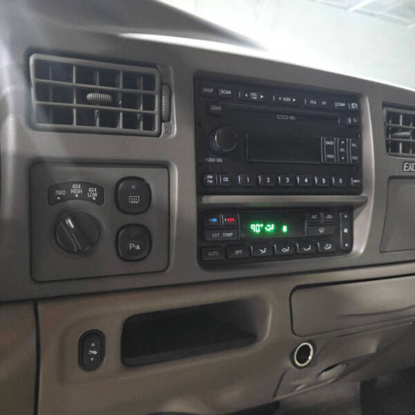 2004 Ford Excursion Eddie Bauer