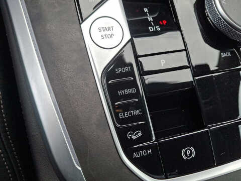 2025 BMW X5 xDrive50e