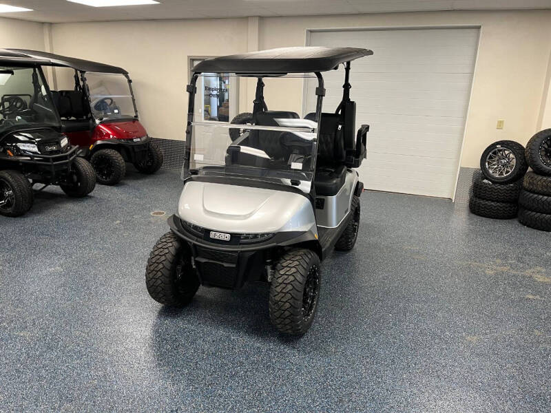 2026 E-Z-GO RXV 4