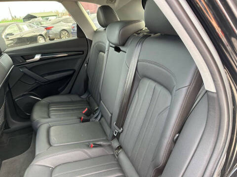 2019 Audi Q5 quattro Premium 45 TFSI