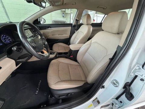 2019 Hyundai Elantra