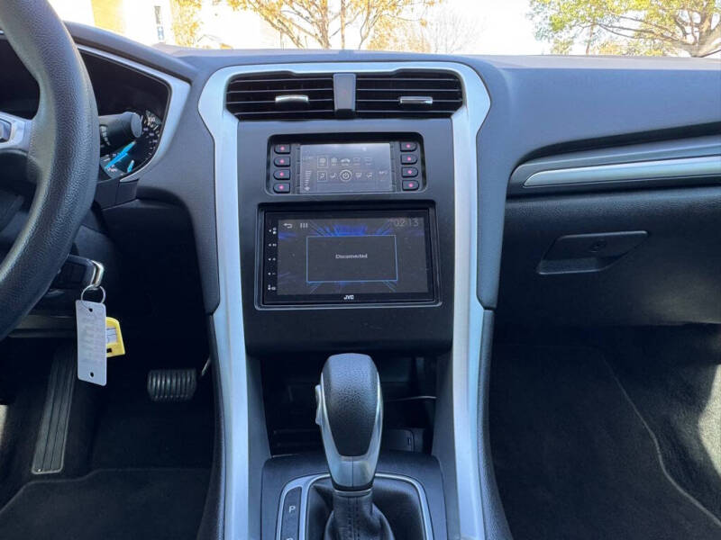 2014 Ford Fusion S