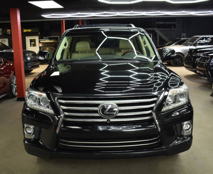 2015 Lexus LX 570