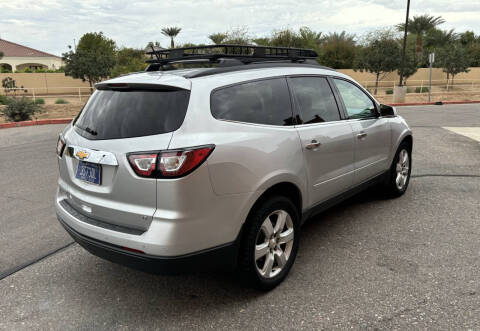 2017 Chevrolet Traverse LT