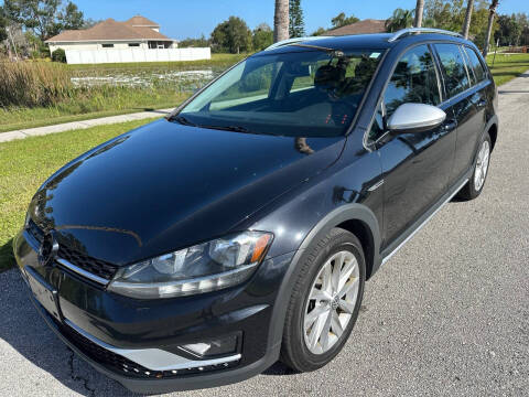 2019 Volkswagen Golf Alltrack for sale at CLEAR SKY AUTO GROUP LLC in Land O Lakes FL