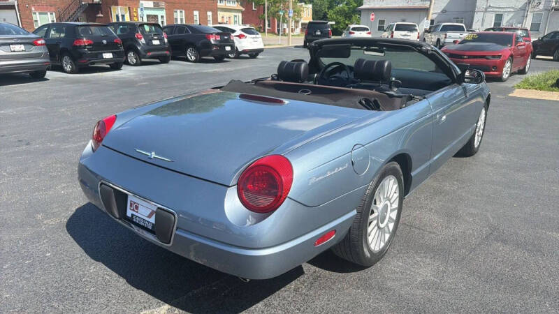 2005 Ford Thunderbird Deluxe