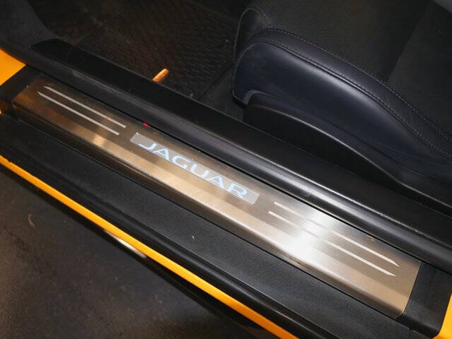 2021 Jaguar F-TYPE R-Dynamic