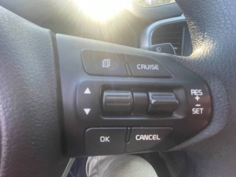 2017 Kia Sorento L