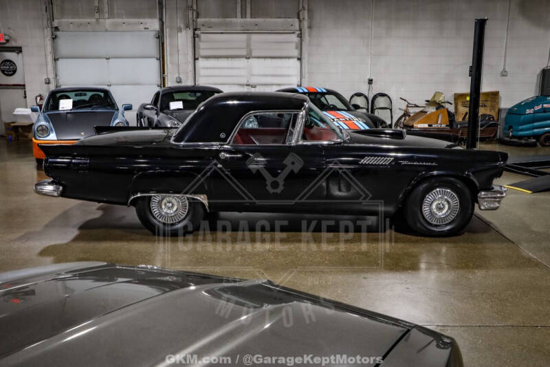 1957 Ford Thunderbird