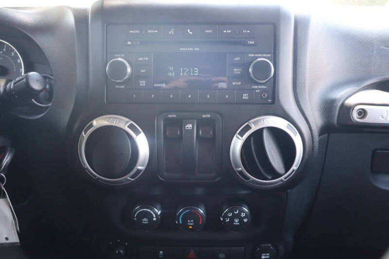 2011 Jeep Wrangler Sahara