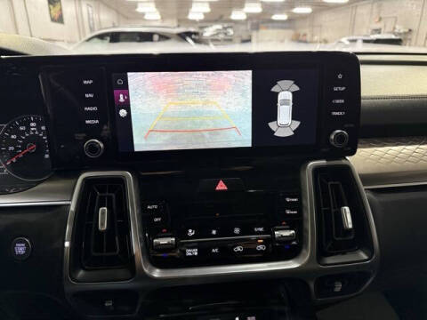 2022 Kia Sorento Hybrid EX