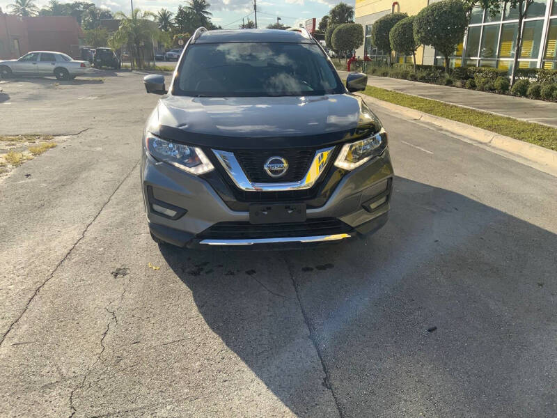 2020 Nissan Rogue SV