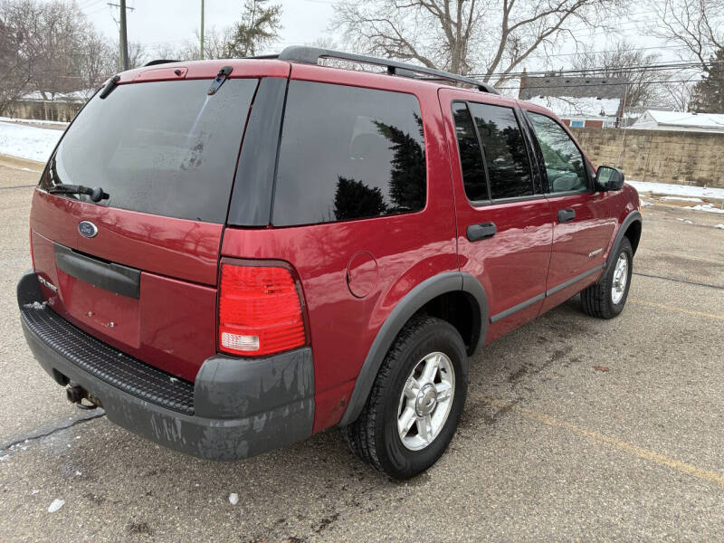 2004 Ford Explorer XLS