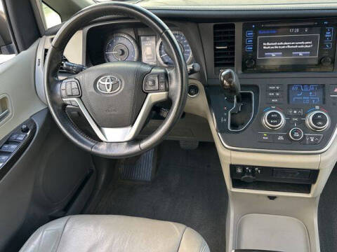 2015 Toyota Sienna