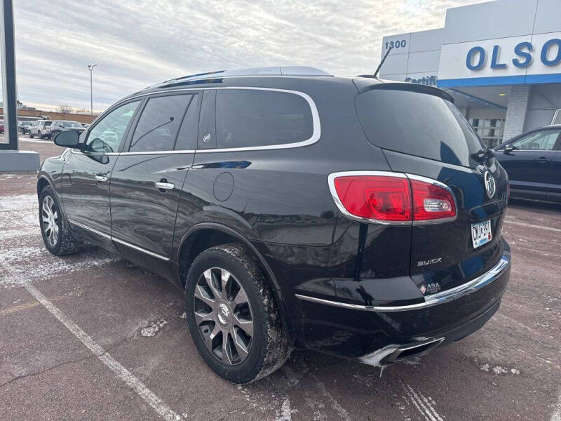 2017 Buick Enclave Leather