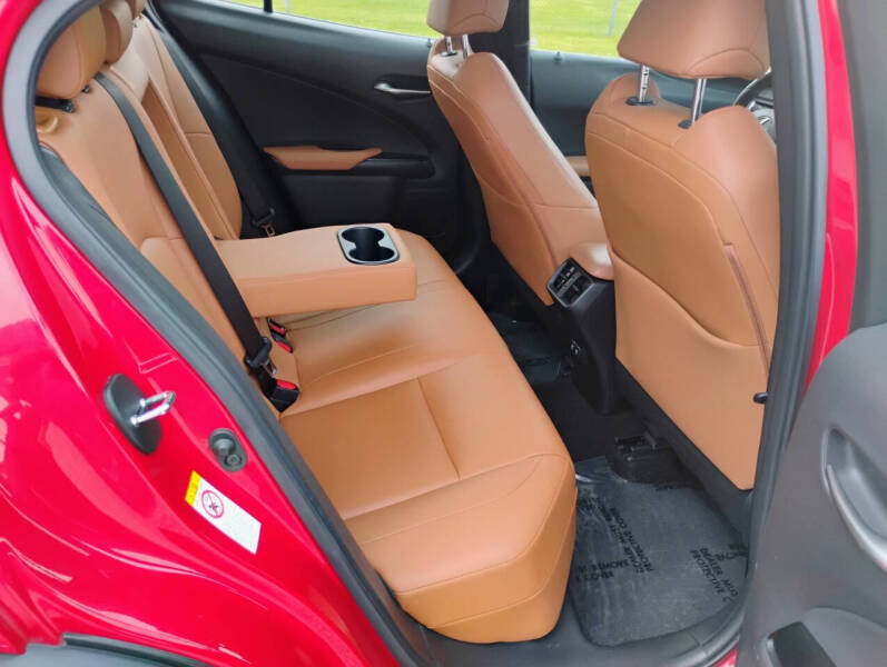 2019 Lexus UX 200