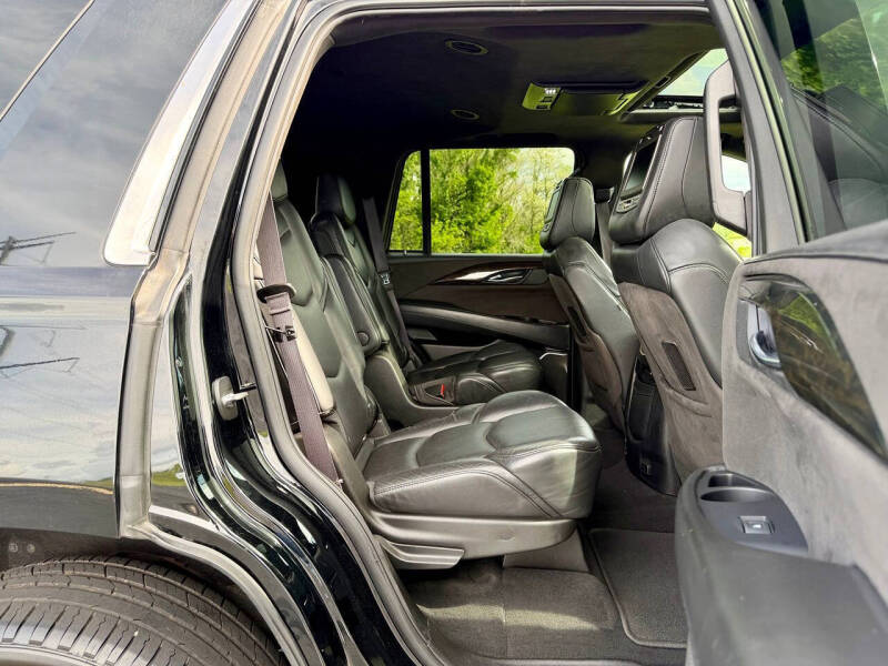 2017 Cadillac Escalade Platinum