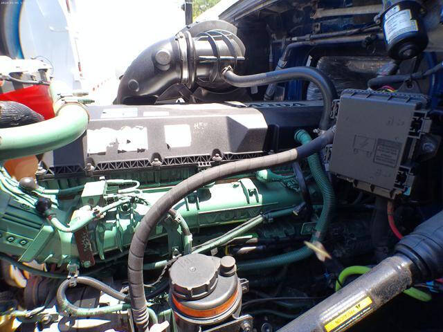 2023 Volvo VNL