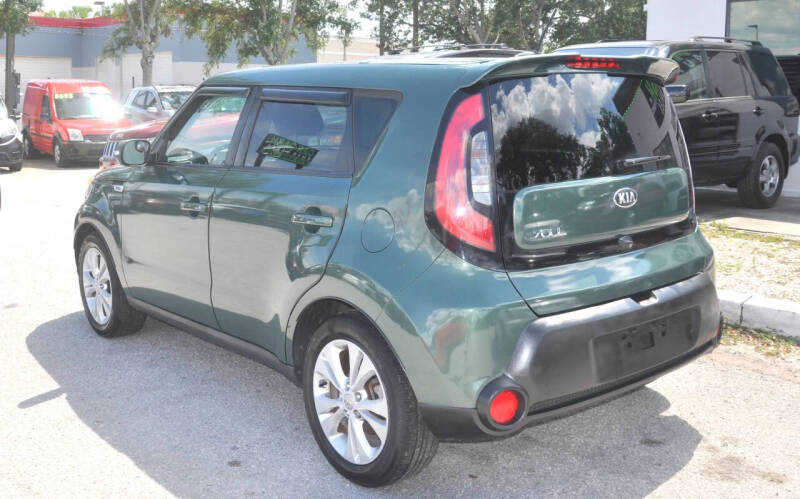 2014 Kia Soul +