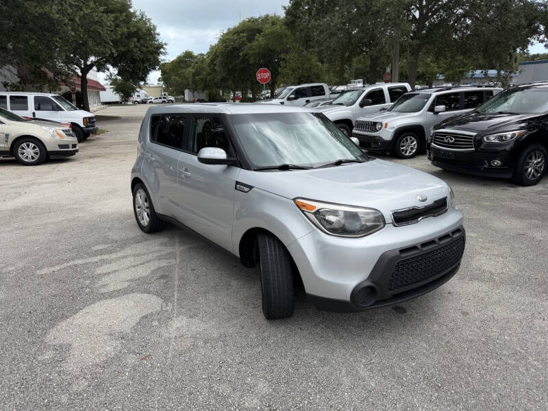 2015 Kia Soul +