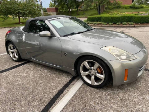 2006 Nissan 350Z for sale at Classic Car Deals in Cadillac MI