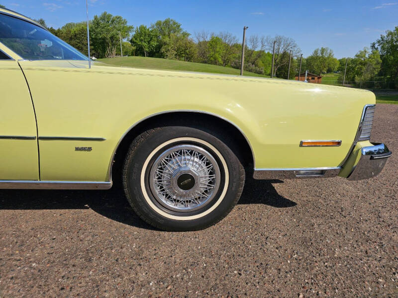 1975 Lincoln Mark IV