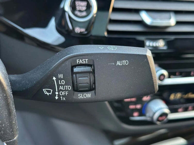 2021 BMW 5 Series 530i