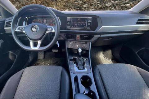 2019 Volkswagen Jetta R-Line