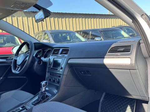 2016 Volkswagen e-Golf SE