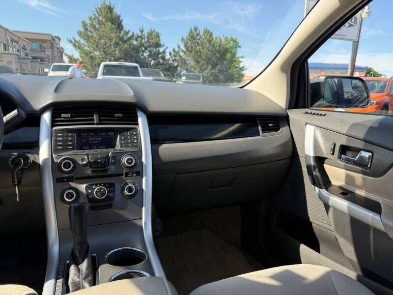 2011 Ford Edge SE
