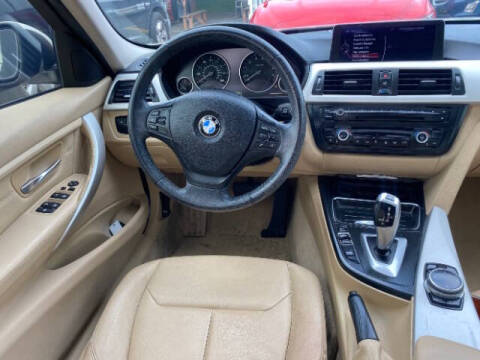 2014 BMW 3 Series 320i