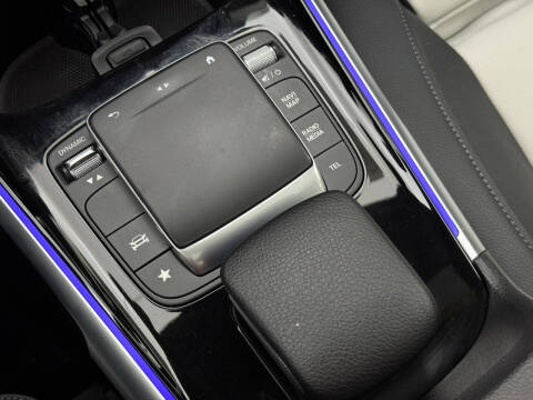 2023 Mercedes-Benz GLB GLB 250